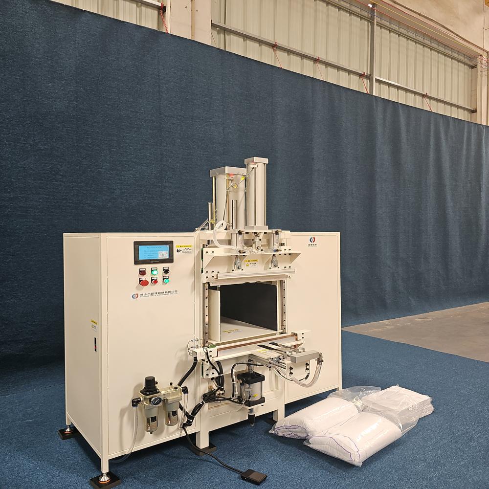 Ultimate Vacuum Sealing Machine For Pillow Compression And Packing - Automatic Grade: Semi-Automatic