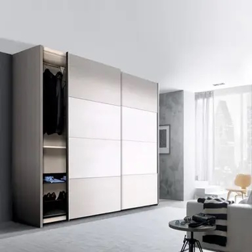 Wooden Wardrobe Fitting