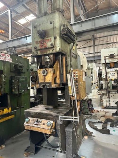 1651 AMADA C FRAME SINGLE CRANK PRESS