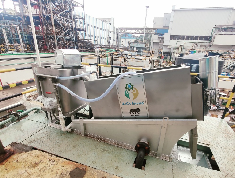 Screw Press Machine - Automatic Grade: Full Automatic