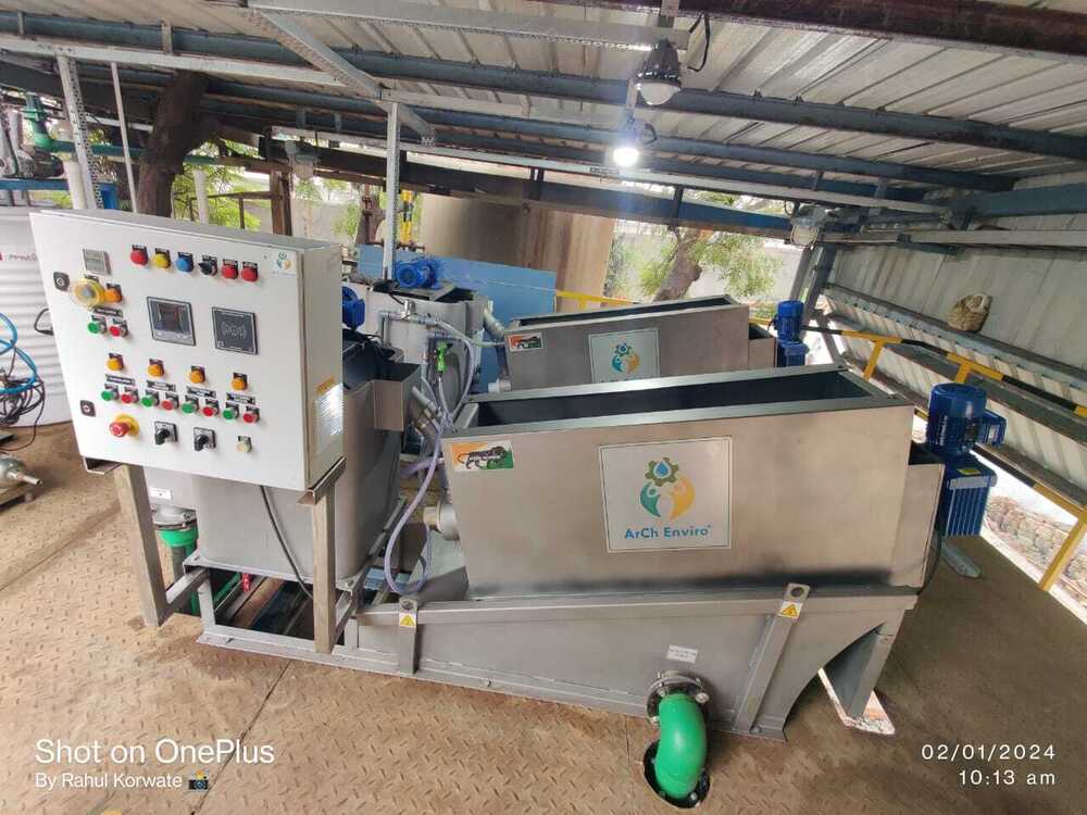 Multi Disc Screw Press - Automatic Grade: Semi Automatic