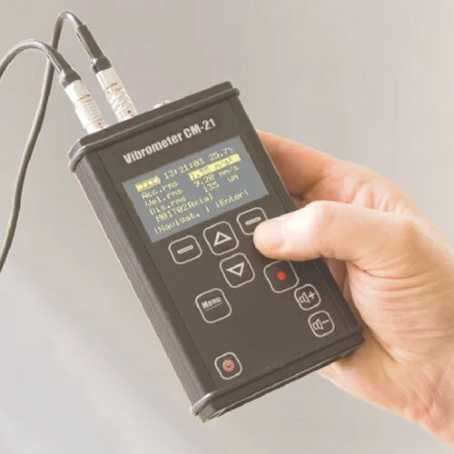 Bearing Analyzer - Vibrometer Cm-21 - Color: Black