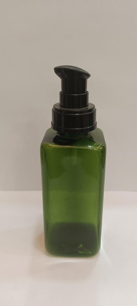 C11 A  CREAM PUMP ( SILVER LINE ACRYLIC CAP )
