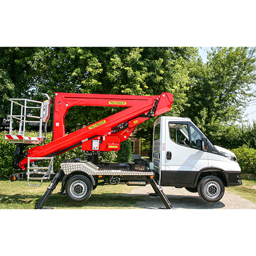 P 240 A-E Smart Class Aerial Working Platform - Attributes: Strong