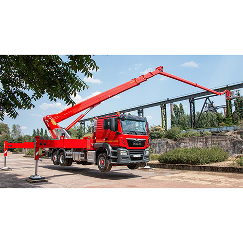 P 570 Jumbo Class Nx Aerial Working Platform - Attributes: Strong