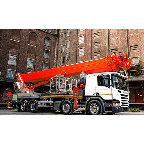 P 640 Jumbo Class Nx Aerial Working Platform - Attributes: Strong