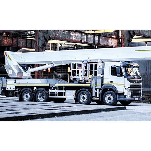 P 750 Jumbo Class Nx Aerial Working Platform - Attributes: Strong