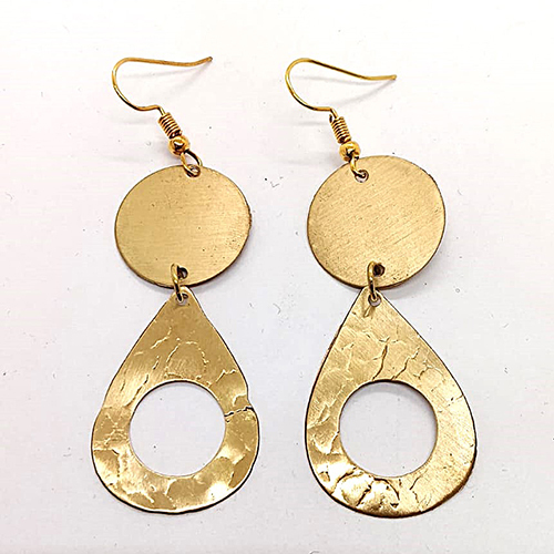 Handmade Hanging Earring - Color: Golden