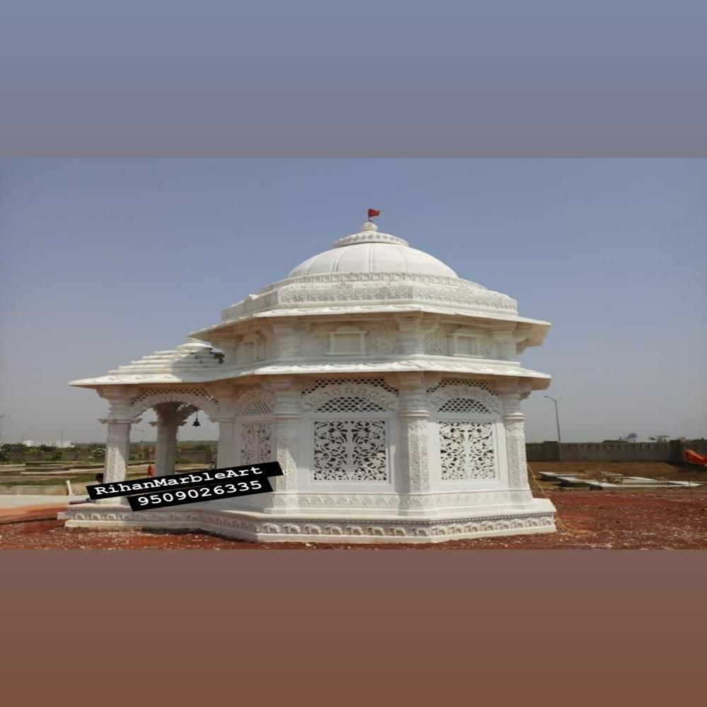 Outdoor Marble Temple - Heavy White Marble, Variable Dimensions | Polished Finish, Ideal for Outdoor Religious Structures or Garden Features