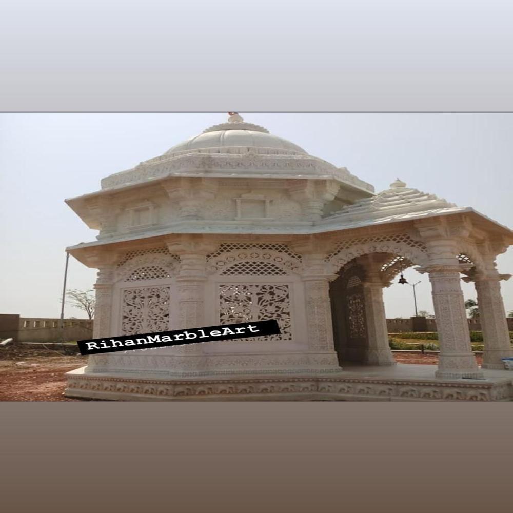 Outdoor Marble Temple - Heavy White Marble, Variable Dimensions | Polished Finish, Ideal For Outdoor Religious Structures Or Garden Features
