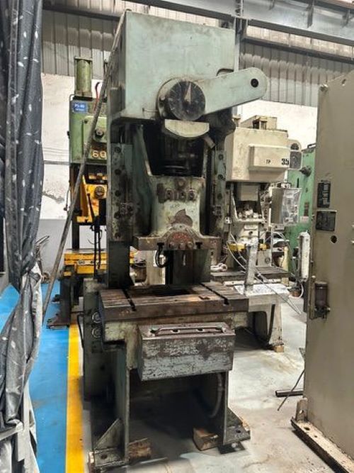 1670 AIDA  C FRAME SINGLE CRANK PRESS