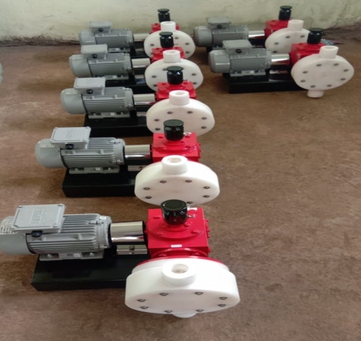Pp Mech Diapragm Type Dosing Pump - Color: Blue