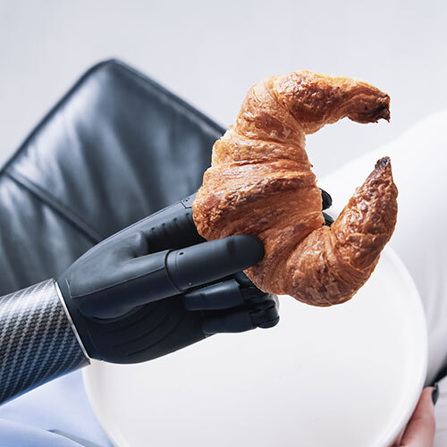Zeus - Locally repairable Prosthetic Hand