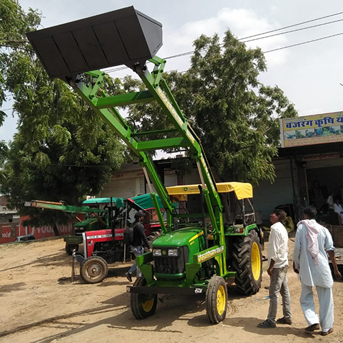 Tractor Attachment Loader 14 Feeta Height - Color: Green