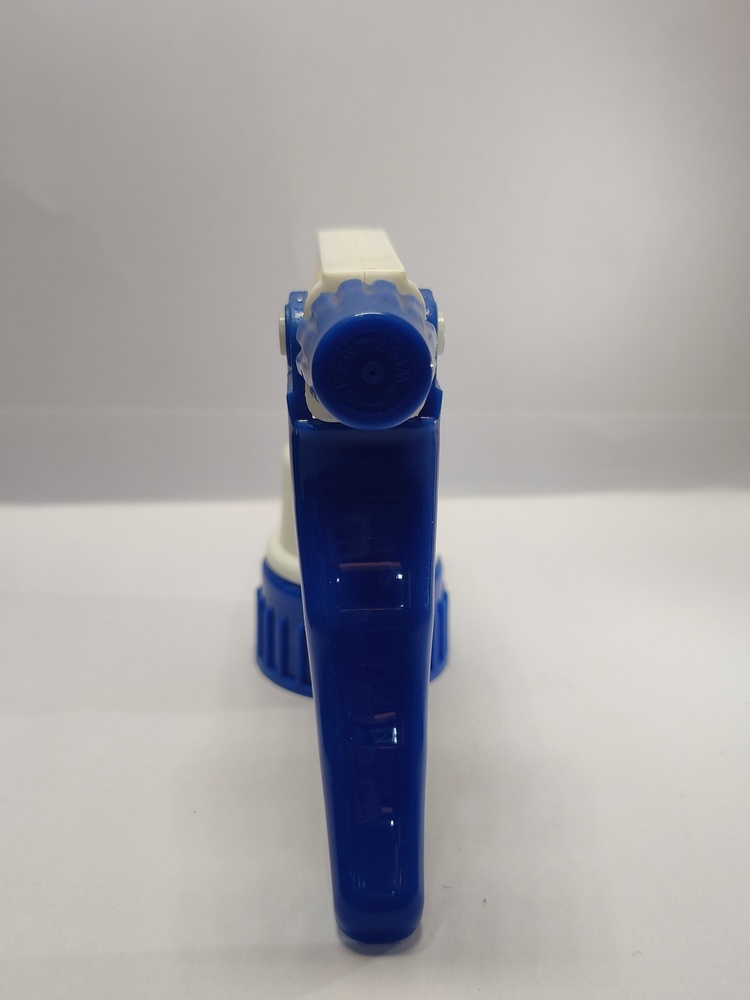 28mm Barber Trigger Pump Sprayer (Mix Colour) - Durable Plastic, 28mm Neck Size, Adjustable Spray Pattern | Ideal For Misting Hair Products, Comfortable Grip For Stylists