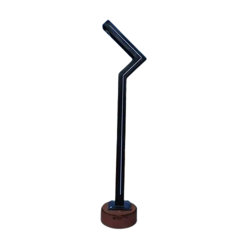 Metal Lighting Pole - Color: Black