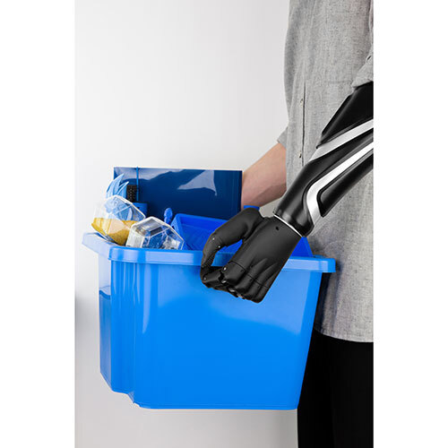 Bionic Hand - Accuracy: 95 % %