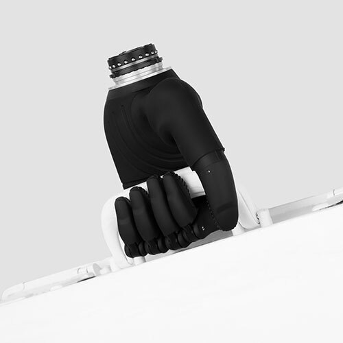 Zeus Grip : The All-in-one Bionic Hand - Application: Industrial