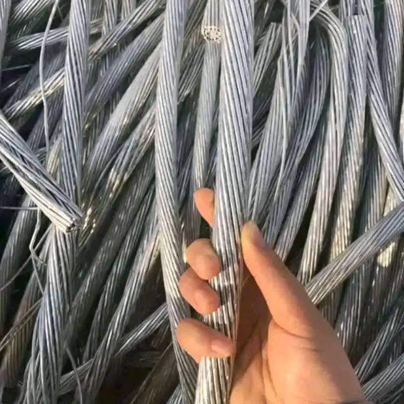 Aluminium Wire Scrap - Color: Silver