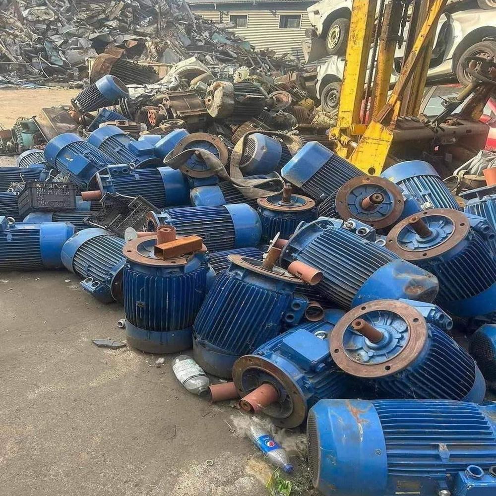 Electric Motor Scrap - Color: Black