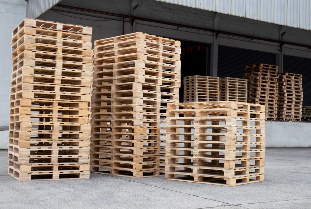 Wooden Pallets - Color: Natural Brown
