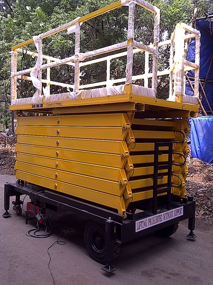Battery Operated High Raised Scissor Lift Table Mobile