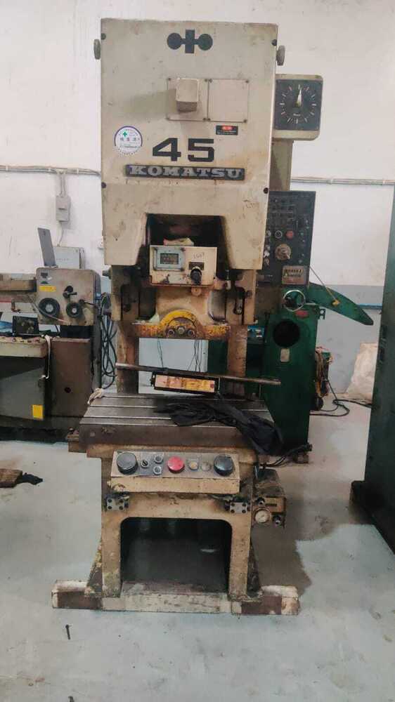 1687 KOMATSU  C FRAME SINGLE CRANK PRESS