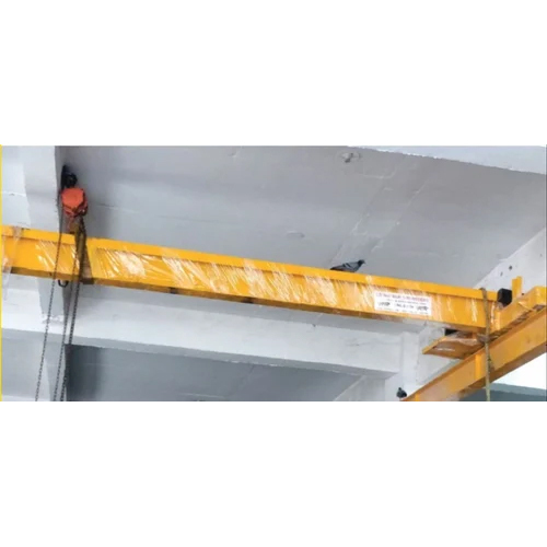 3 Ton SG EOT Crane - 30 Tonne Load Capacity, 220 Volt Electric Power, 15 m/min Speed, Standard Size, Vibrant Yellow Color for Material Handling