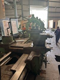 Heavy Duty Lathe Machine
