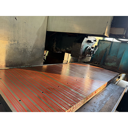 Surface Grinder Machine - Feature: High Performance