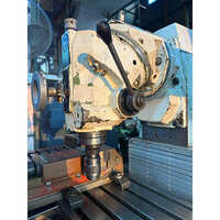Universal Milling Machine with Quill Movement