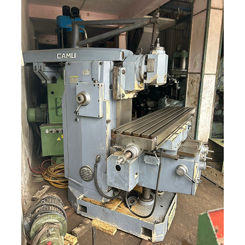 Universal Milling Machine