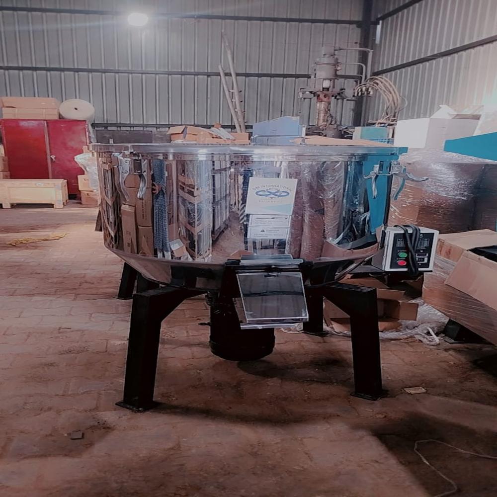 Plastic Mixer Machine - Automatic Grade: Automatic