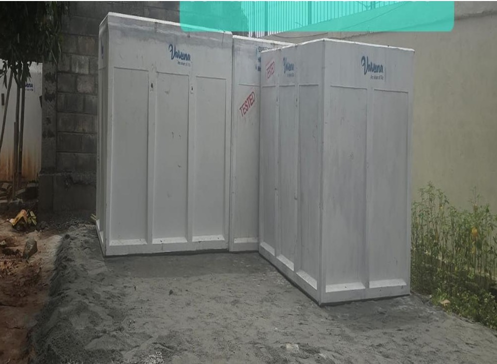Cement tank for fish