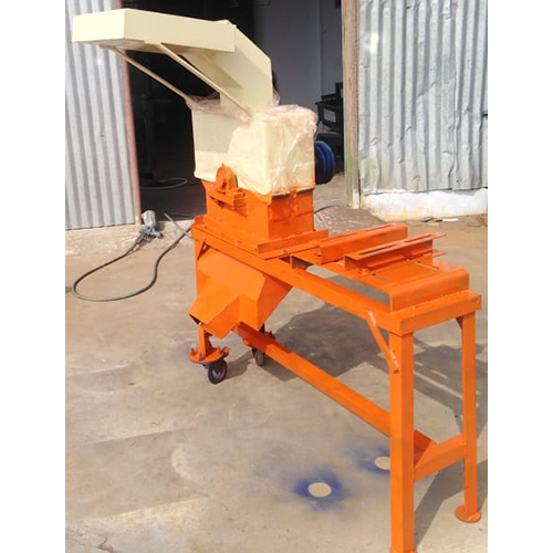 Industrial Copra Cutter Machine - Color: Blue