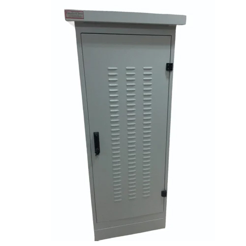 Outdoor Network Rack - Size: Standard
