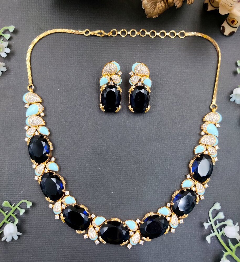 AD Elegant Glass Stone Necklace