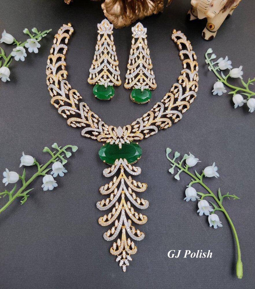 Wear your essence AD Necklace