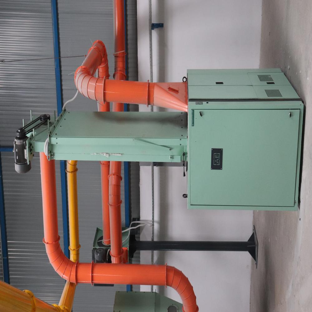 Automatic Fiber Feeder Machine - Color: Green