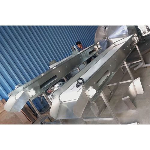 Inspection Conveyor Machine - Load Capacity: 200 Kilograms (Kg)