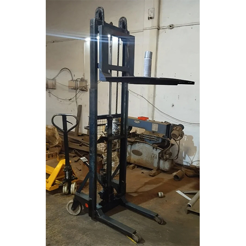 Hydraulic Stacker Repairing Service