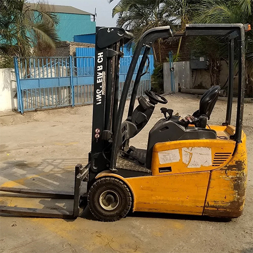 Electric Forklift Retrofitting Service