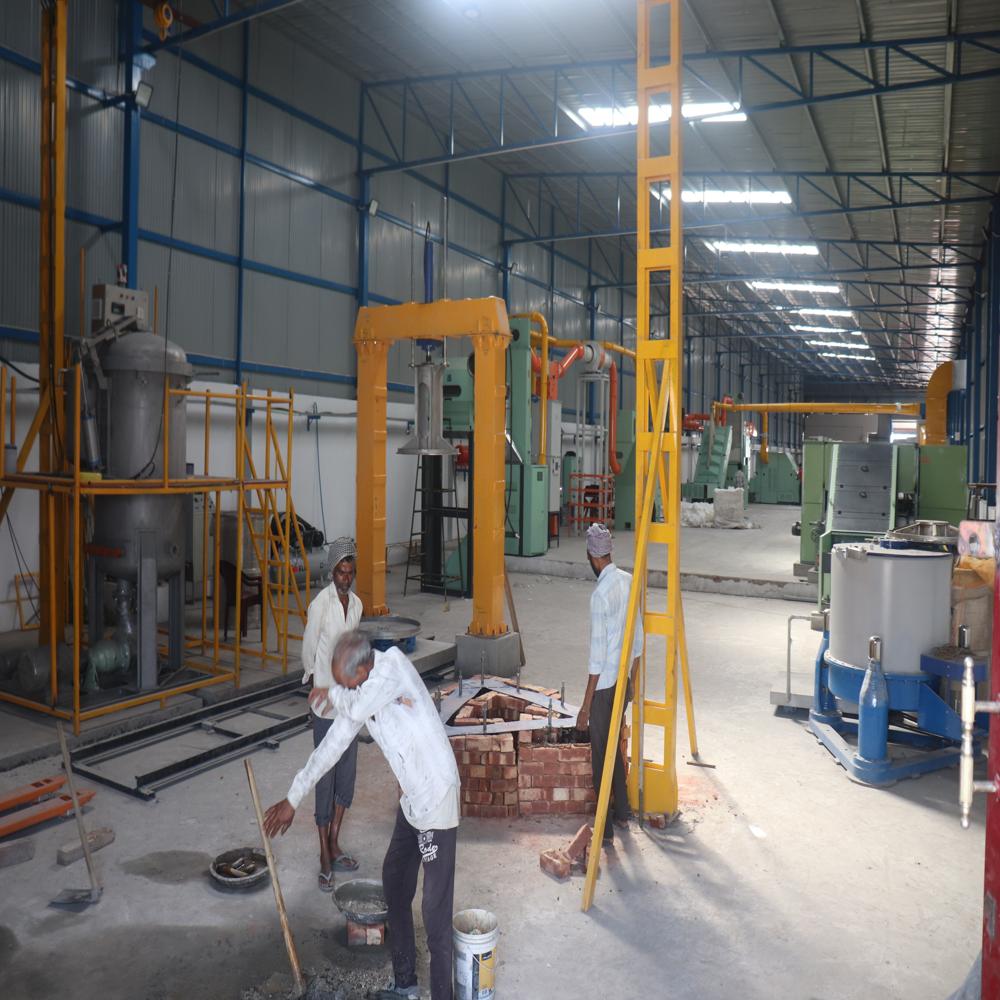 Hydraulic Fiber Baling Machine - Color: Green