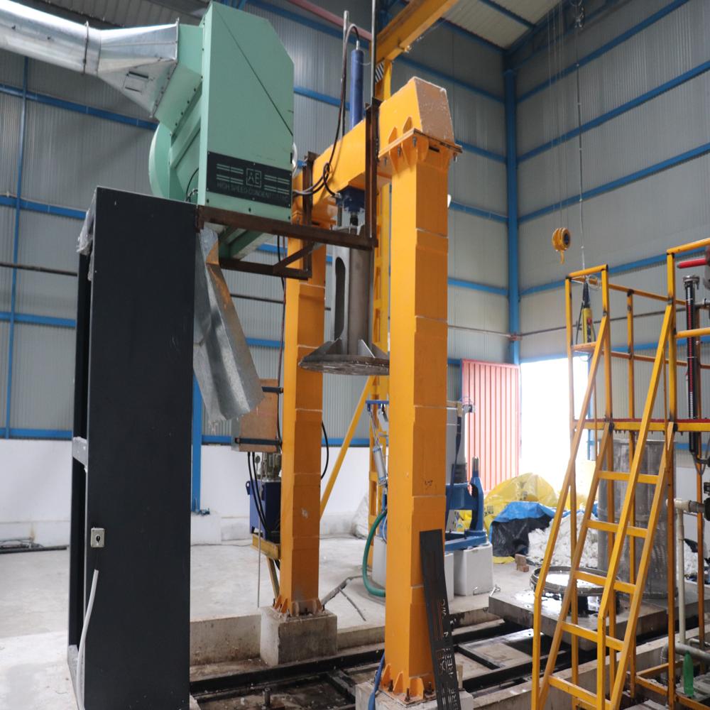 Hydraulic Fiber Baling Machine - Color: Green