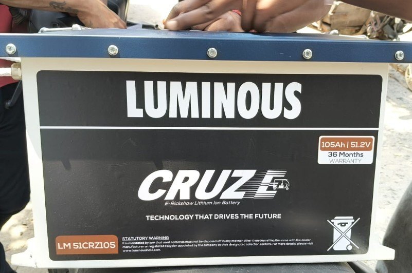 48v 20 Amp Luminous Make Lithium E-ricksha Battery And Charger - Sealed Type: Smf Type