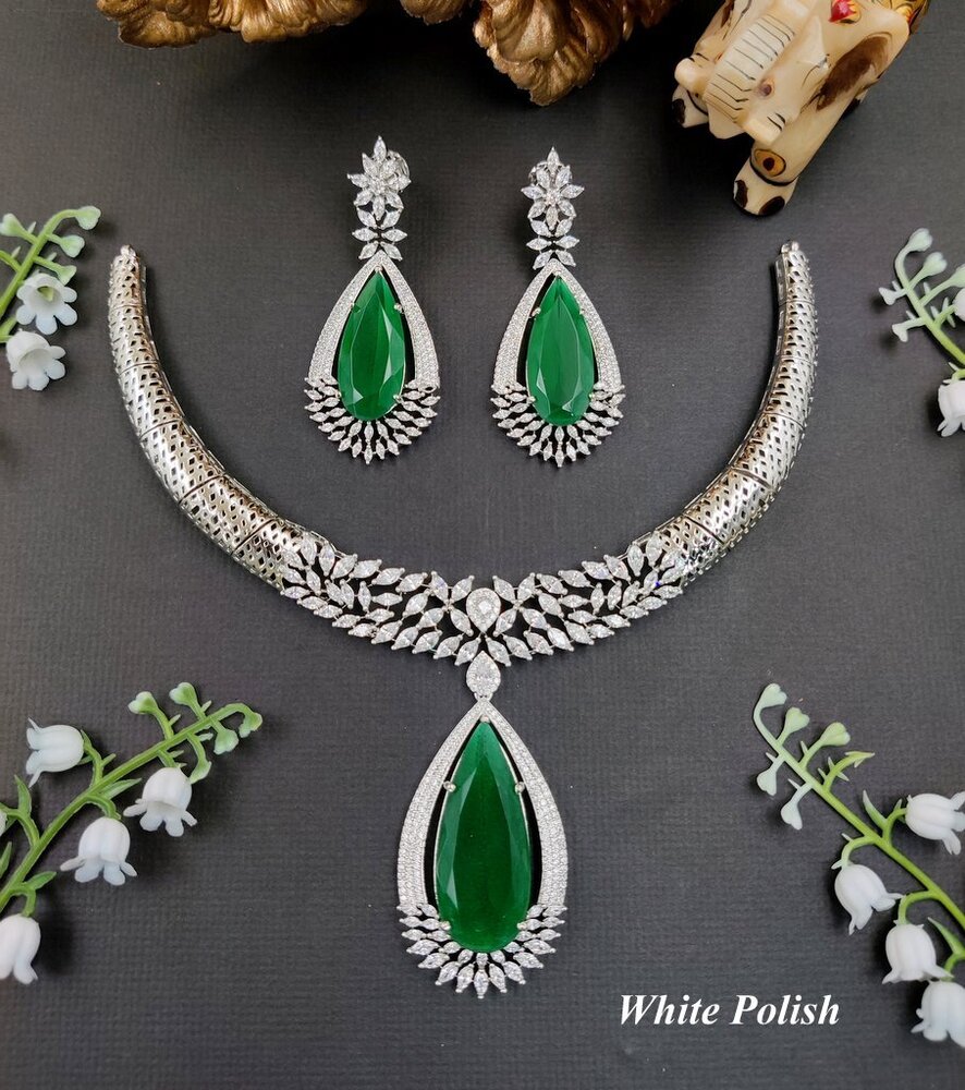 Adorned allure Ad Necklace Set