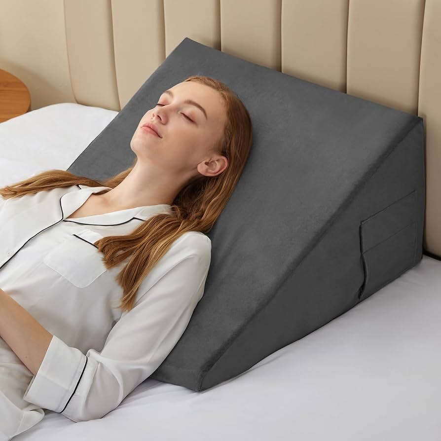 Wedge Pillow - Color: Black
