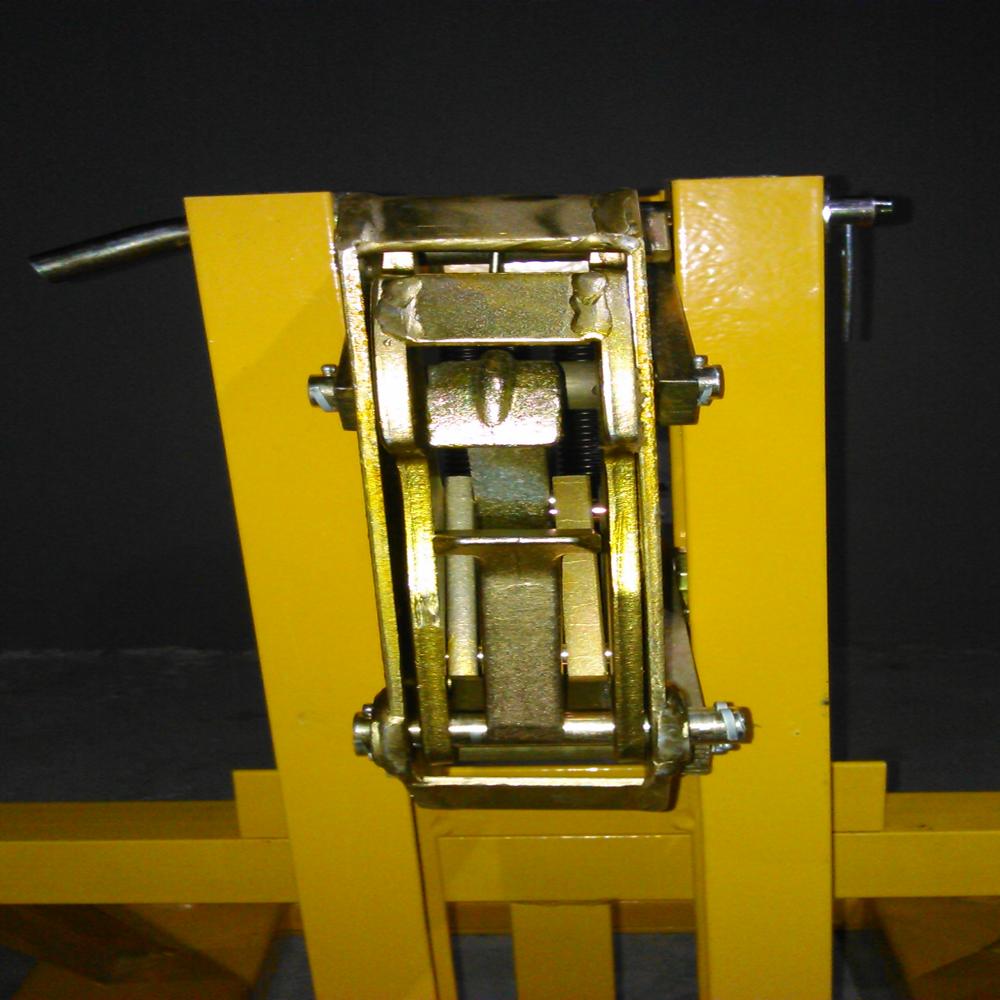 Parrot Beak Single Drum Lifter (Forklift Attachment)