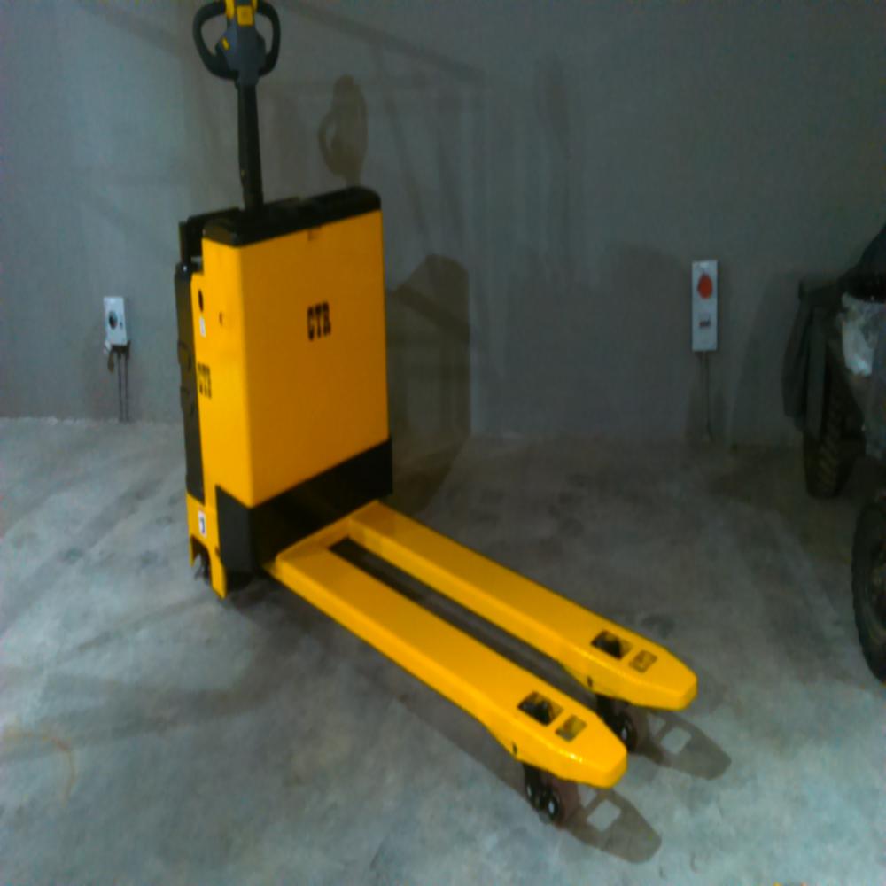 Electric Pallet Truck (Bopt) - Feature: Easy Steering Handle