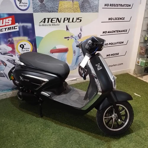 Scooty Electric X Bolet